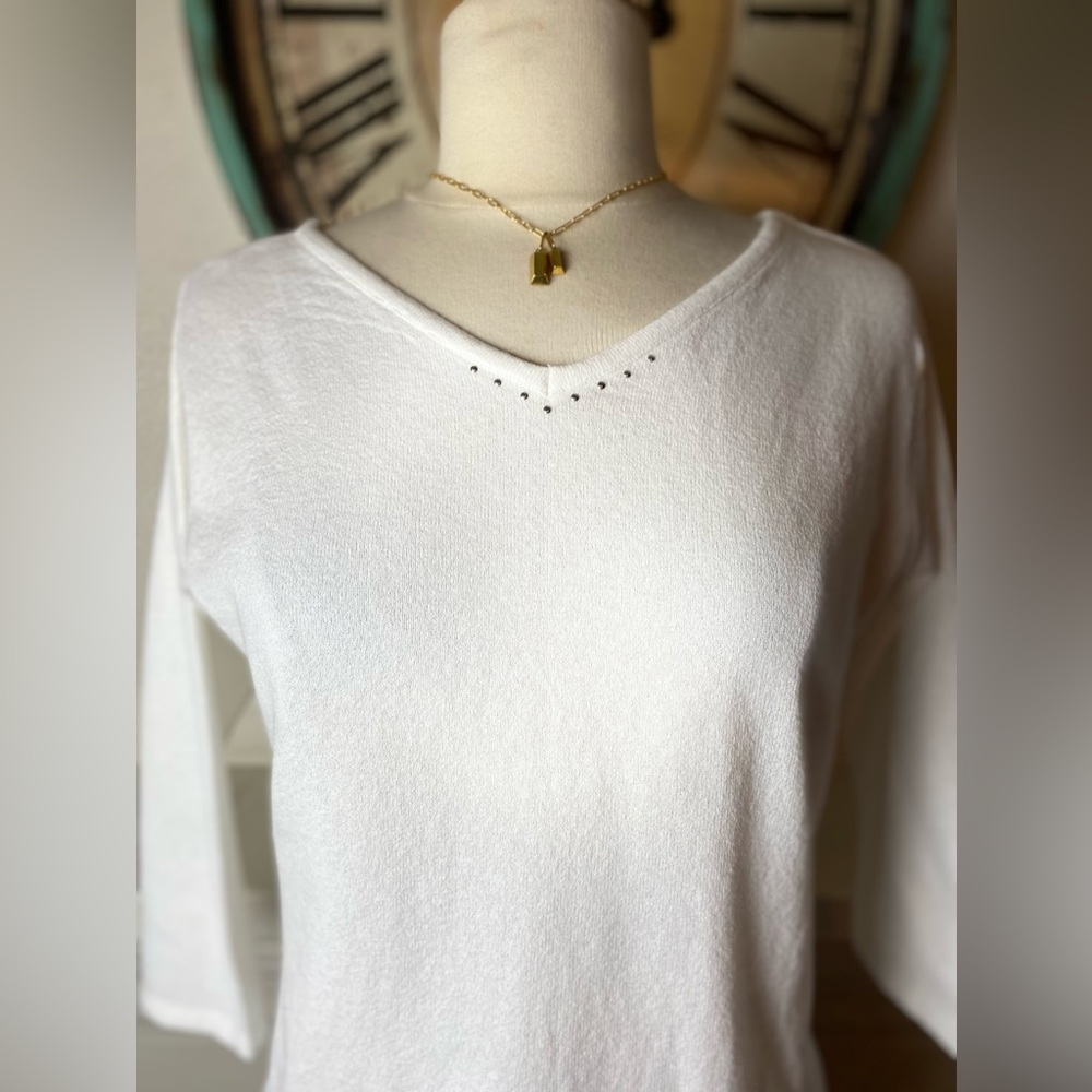 NEW-White Half Sleeve Blouse